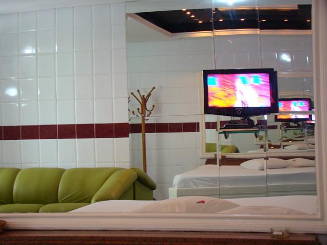 Tititi Motel (Adults Only) Olinda Habitación foto