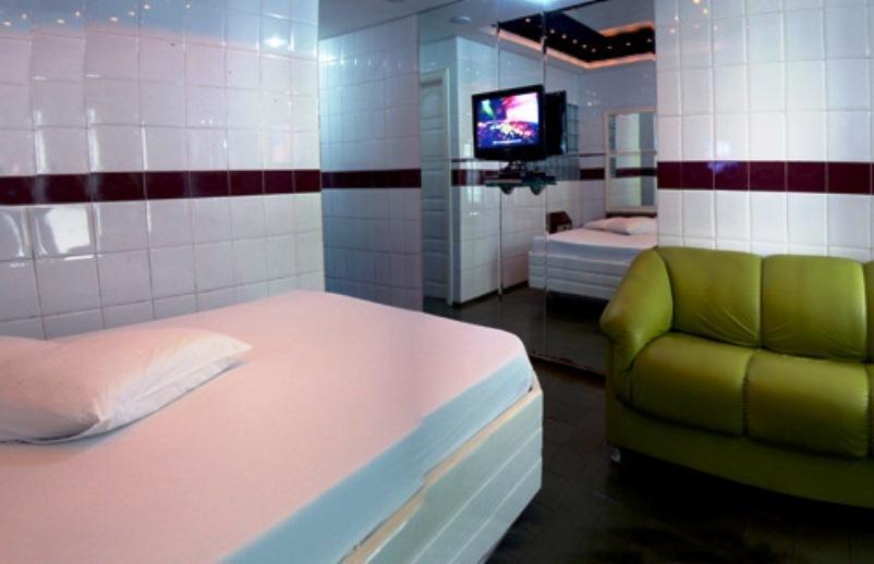 Tititi Motel (Adults Only) Olinda Habitación foto